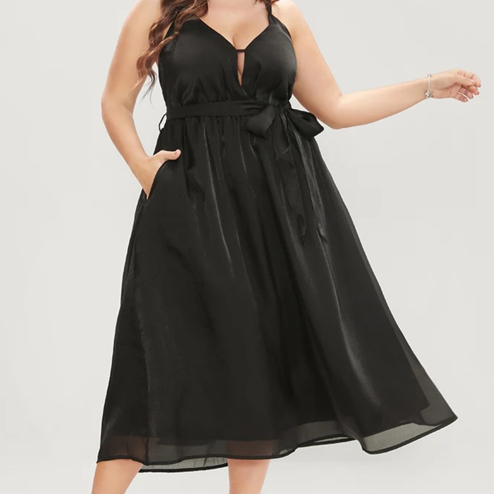 Bloomchic Black Crisscross Strap Dress Size 12